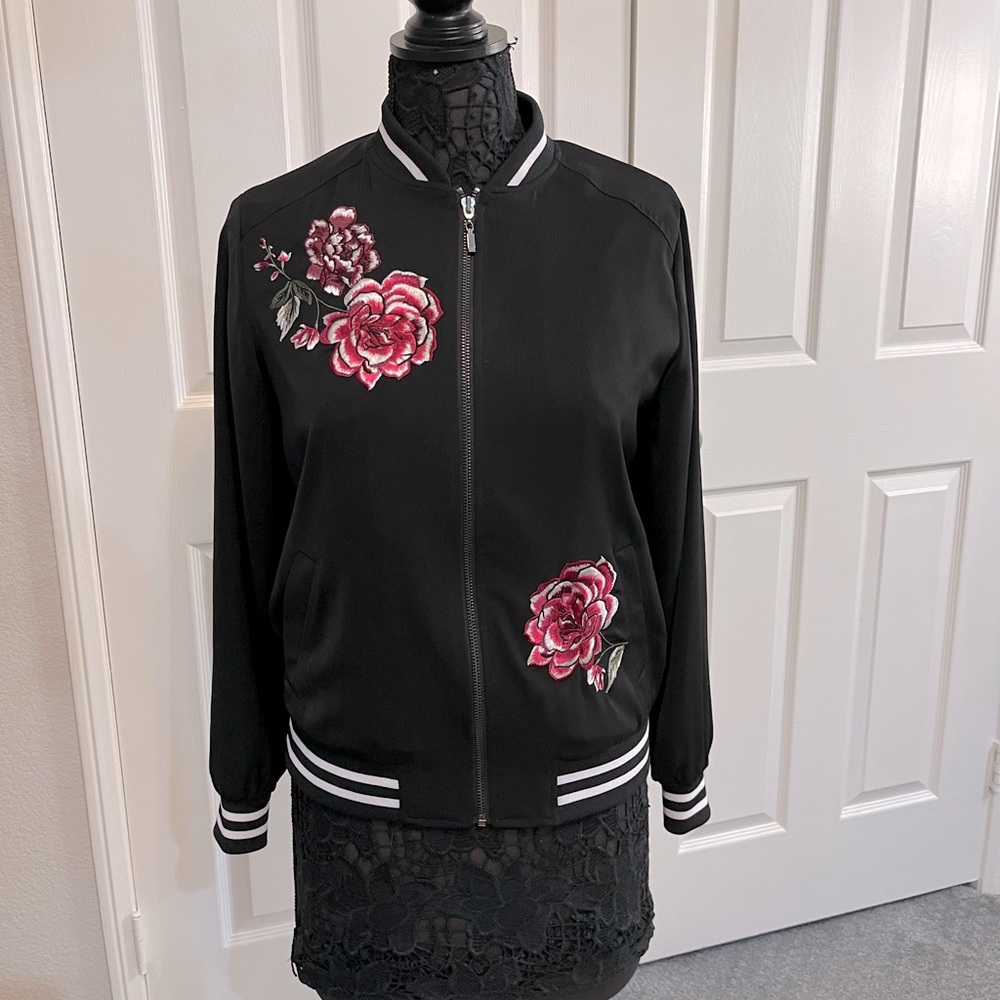 Susan Graver zip front bomber jacket with embroidered roses. Size XXS